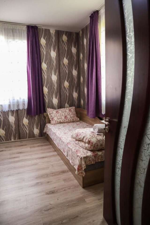 Дома для отпуска 23 persons Bungalow in nice forest 8 Kamena-5
